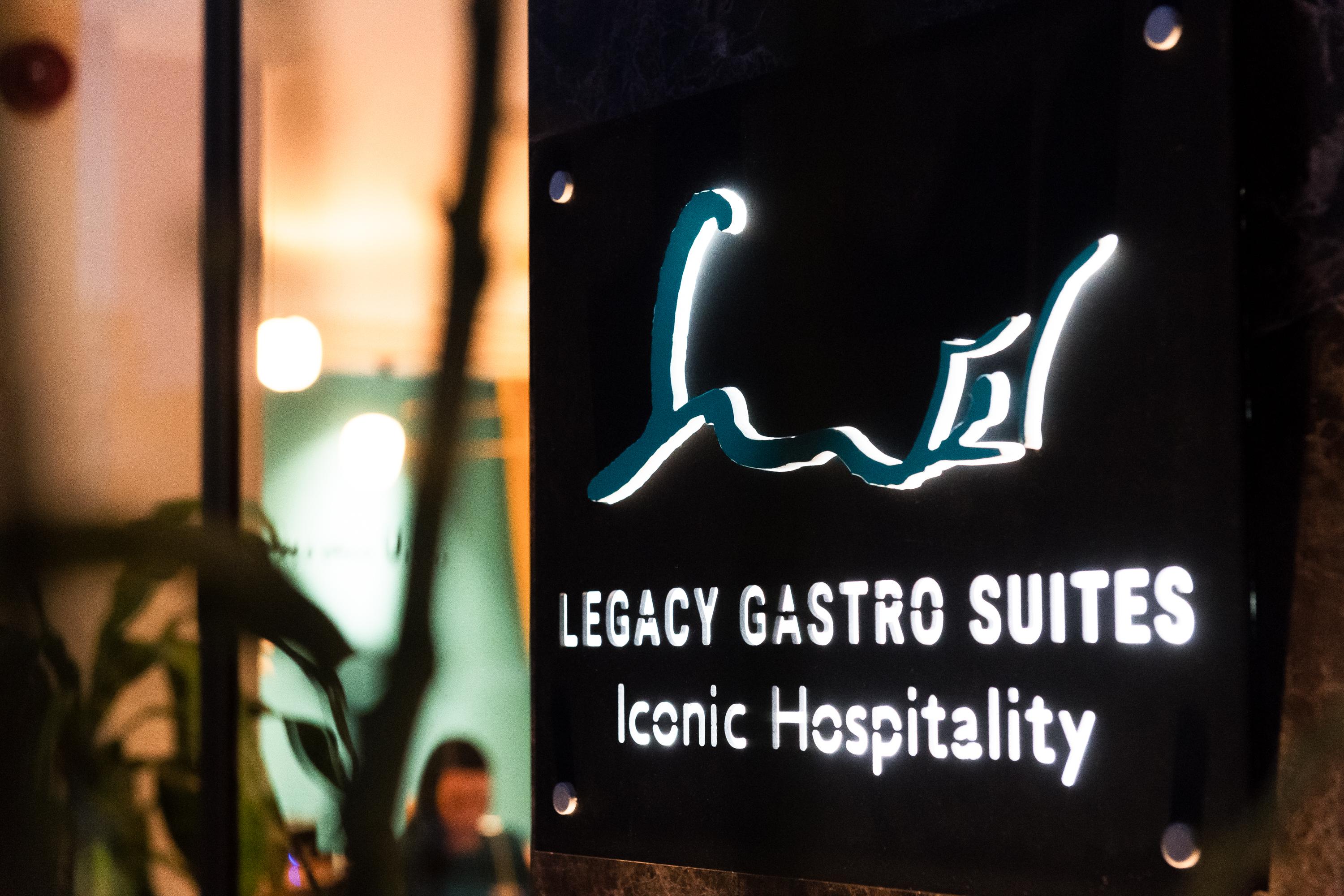 Legacy Gastro Suites Ираклио Екстериор снимка